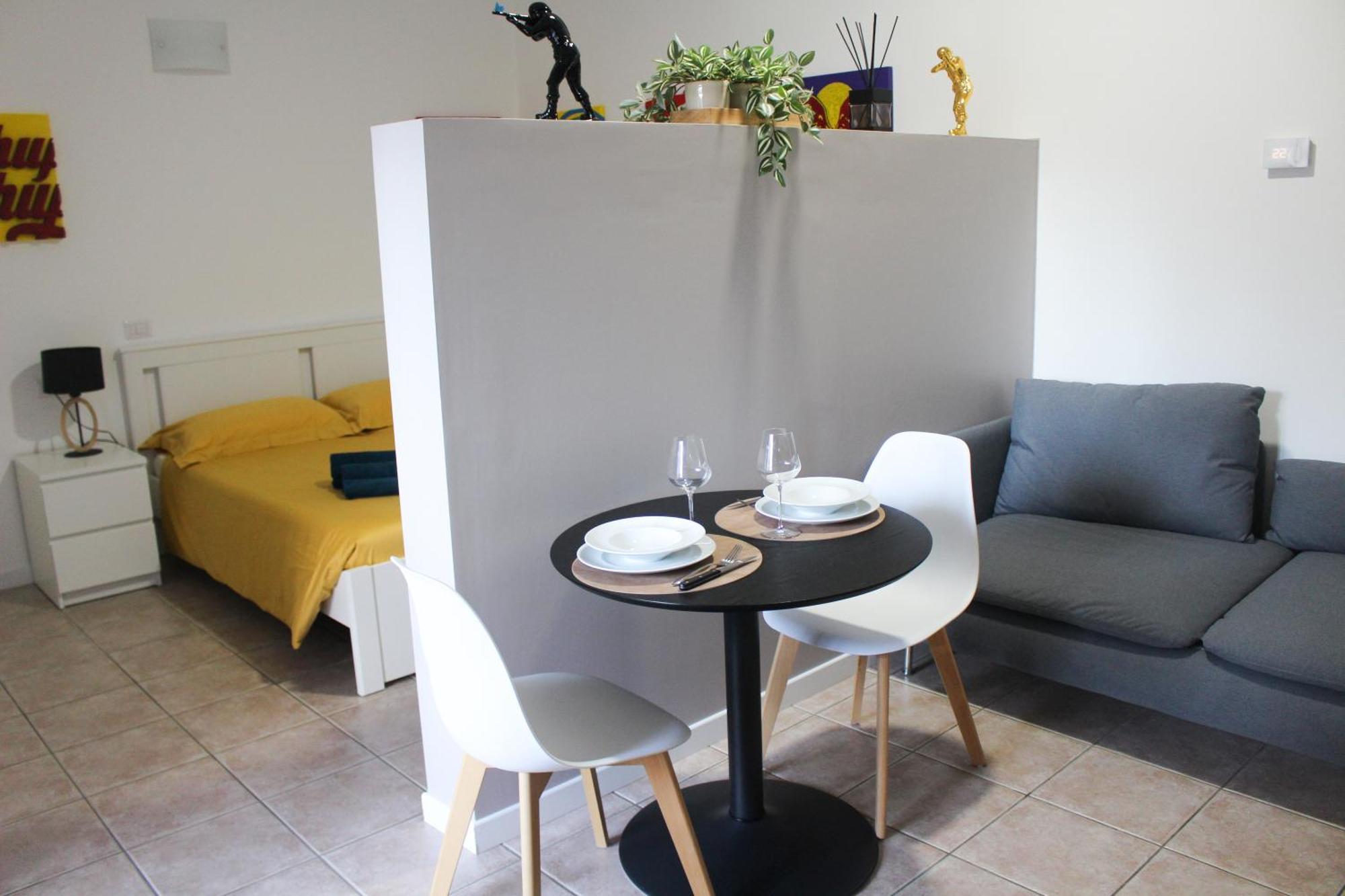 La Suite Dell'Artista Swimming Pool And Air Conditioning Stresa Exterior photo